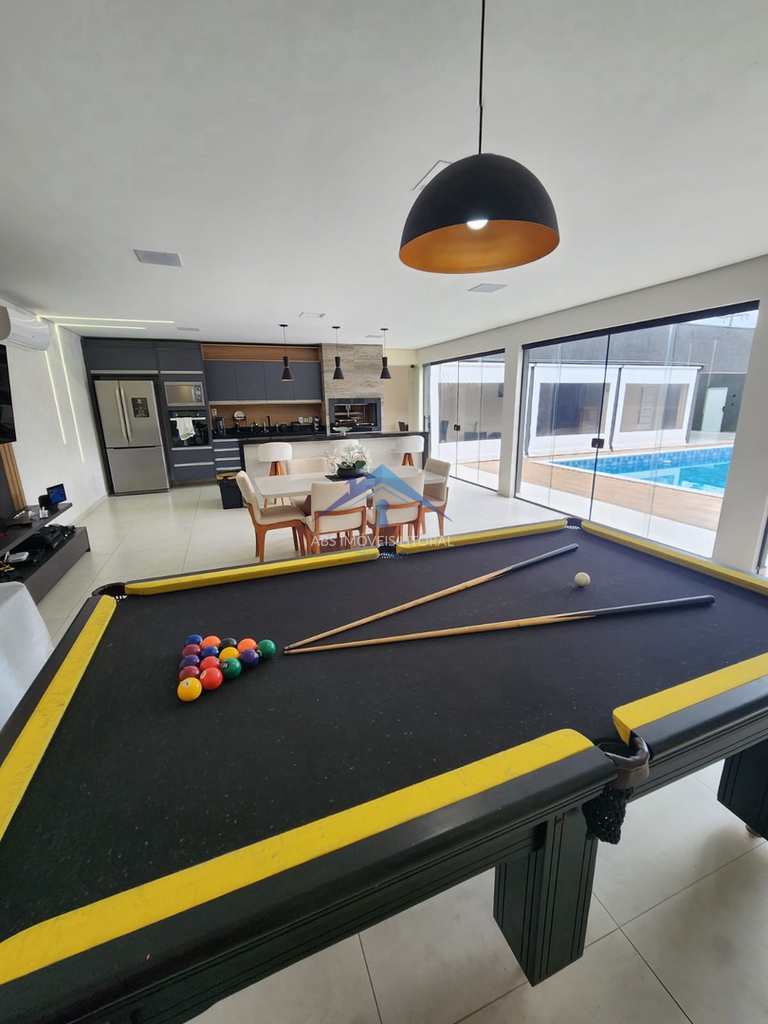 Casa em Praia Grande, no bairro Real