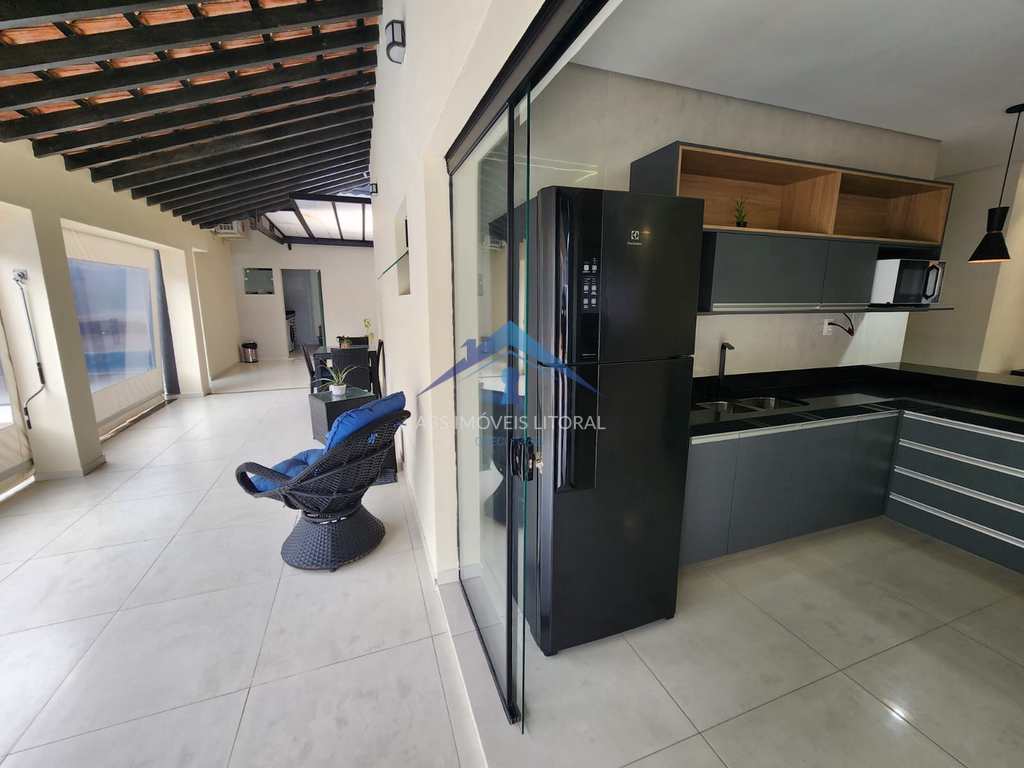 Casa em Praia Grande, no bairro Real