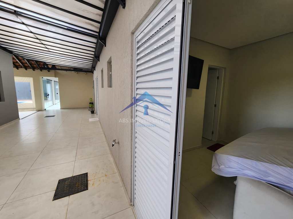 Casa em Praia Grande, no bairro Real