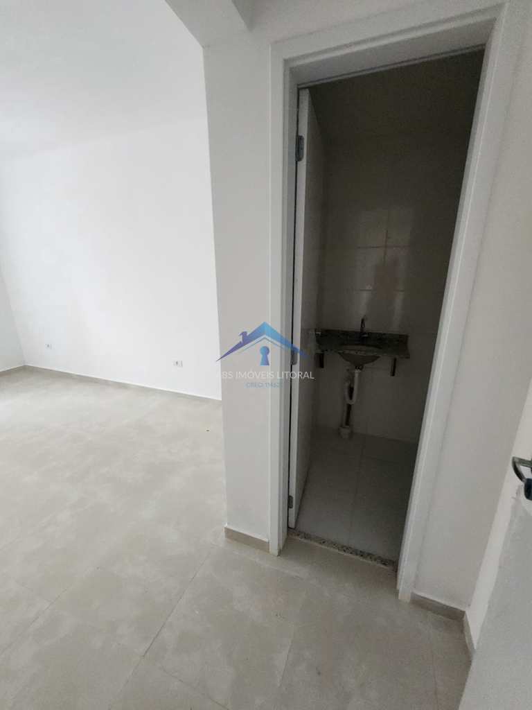 Apartamento em Praia Grande, no bairro Real