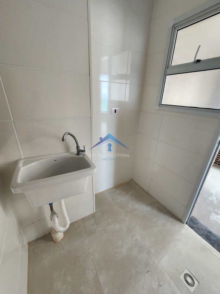 Apartamento em Praia Grande, no bairro Real