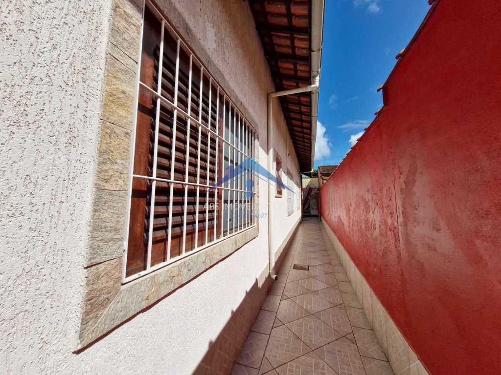 Casa em Praia Grande, no bairro Caiçara