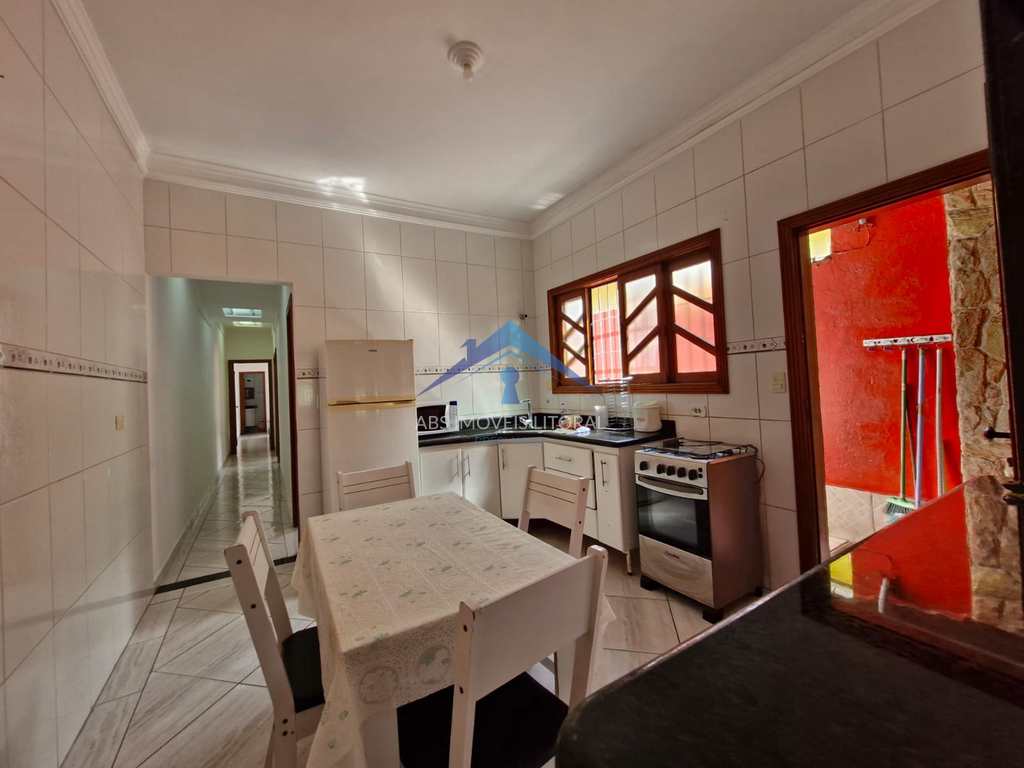 Casa em Praia Grande, no bairro Caiçara