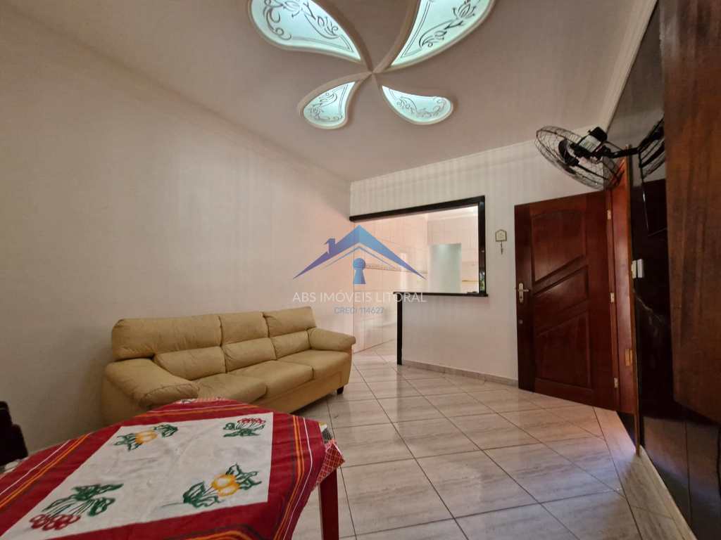 Casa em Praia Grande, no bairro Caiçara