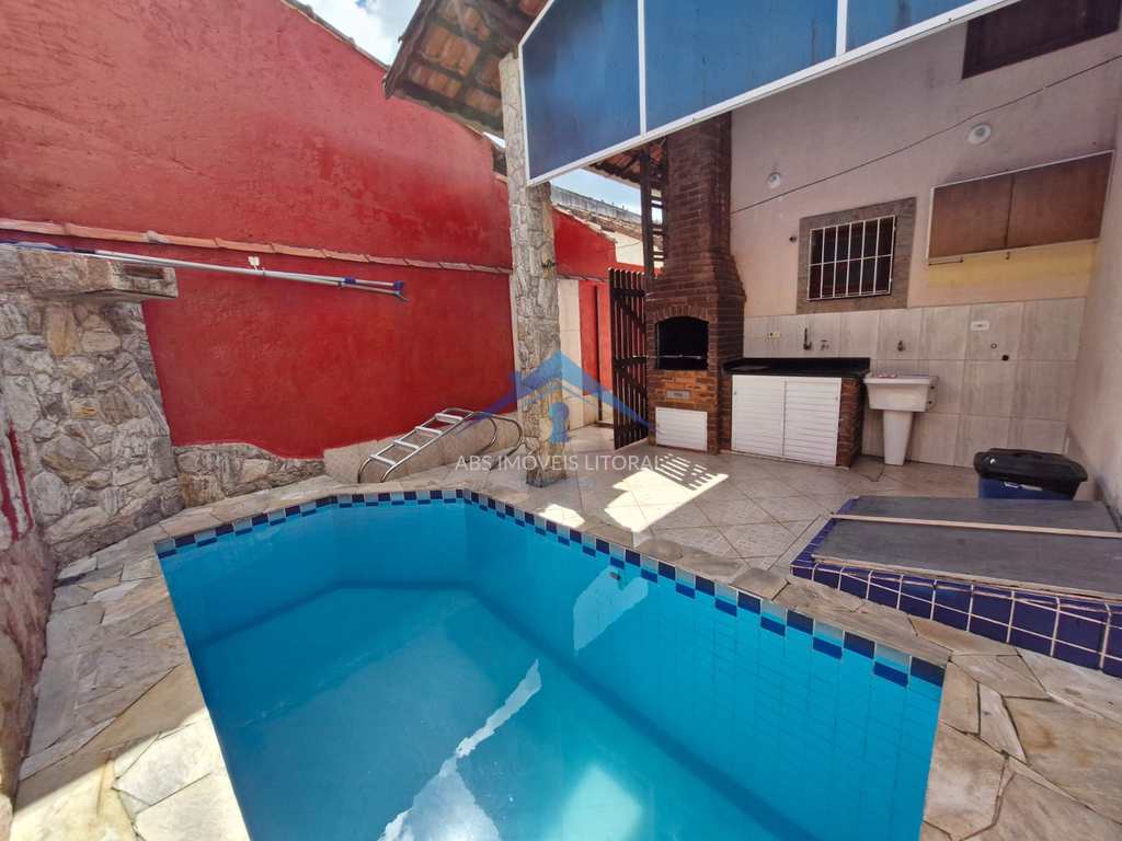 Casa em Praia Grande, no bairro Caiçara