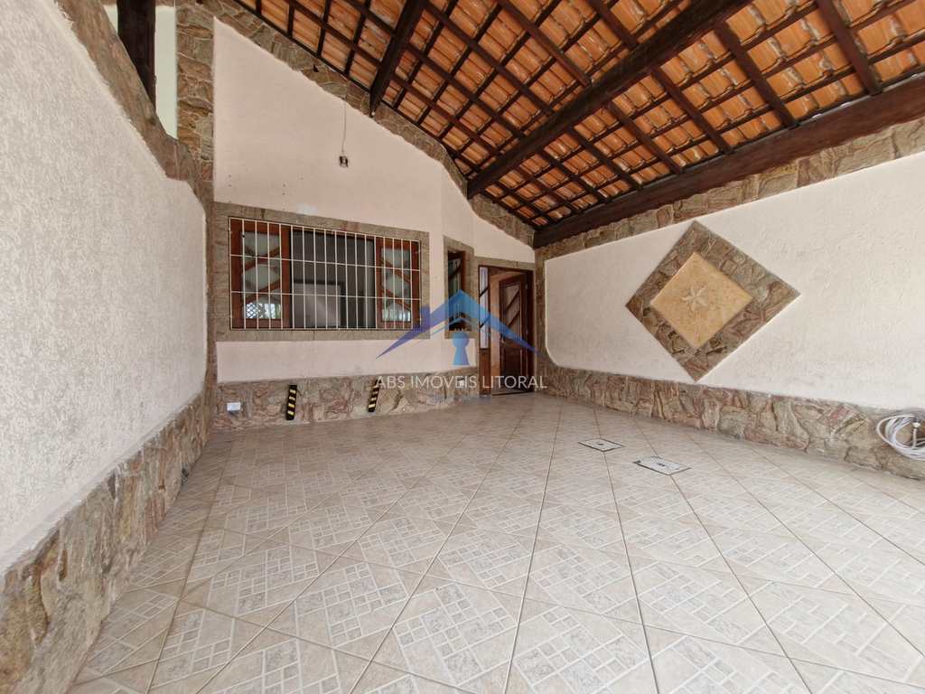 Casa em Praia Grande, no bairro Caiçara
