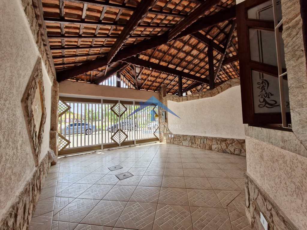Casa em Praia Grande, no bairro Caiçara
