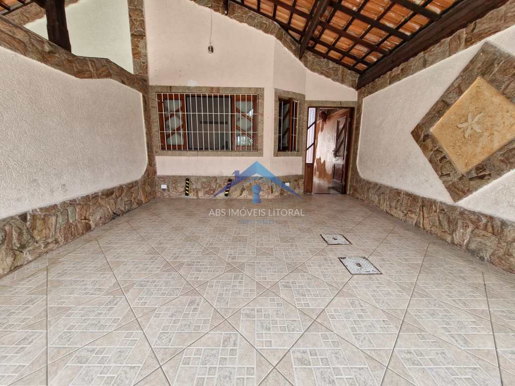 Casa em Praia Grande, no bairro Caiçara