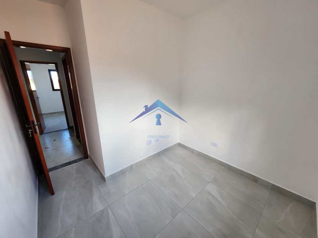 Sobrado de Condomínio em Praia Grande, no bairro Maracanã