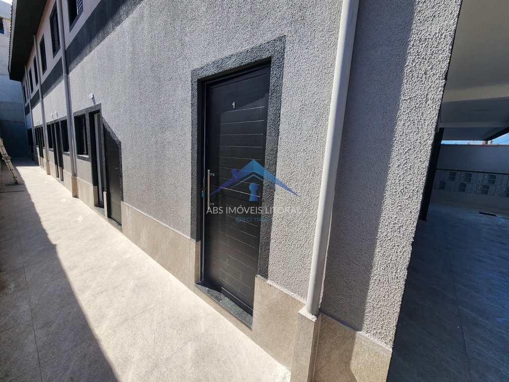 Sobrado de Condomínio em Praia Grande, no bairro Maracanã