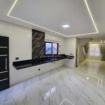 Casa em Praia Grande, bairro Balneário Maracanã