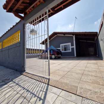 Casa em Praia Grande, bairro Balneário Maracanã