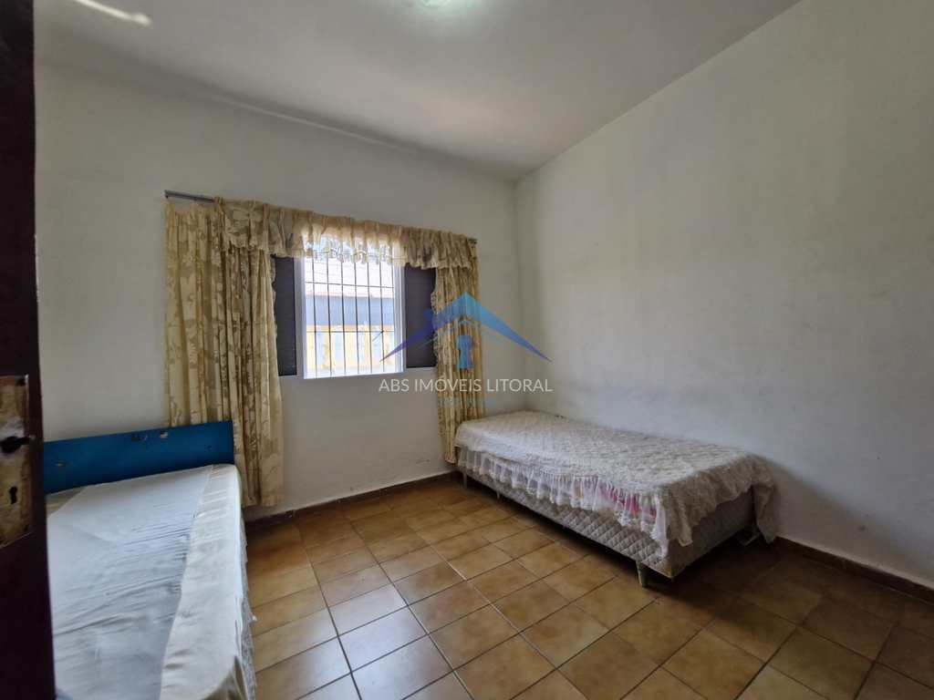 Casa em Praia Grande, no bairro Balneário Maracanã
