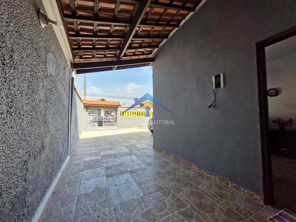 Casa em Praia Grande, no bairro Balneário Maracanã