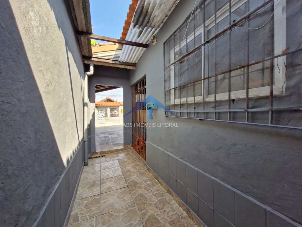 Casa em Praia Grande, no bairro Balneário Maracanã