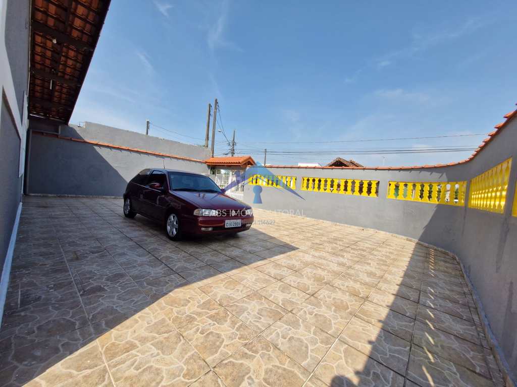 Casa em Praia Grande, no bairro Balneário Maracanã