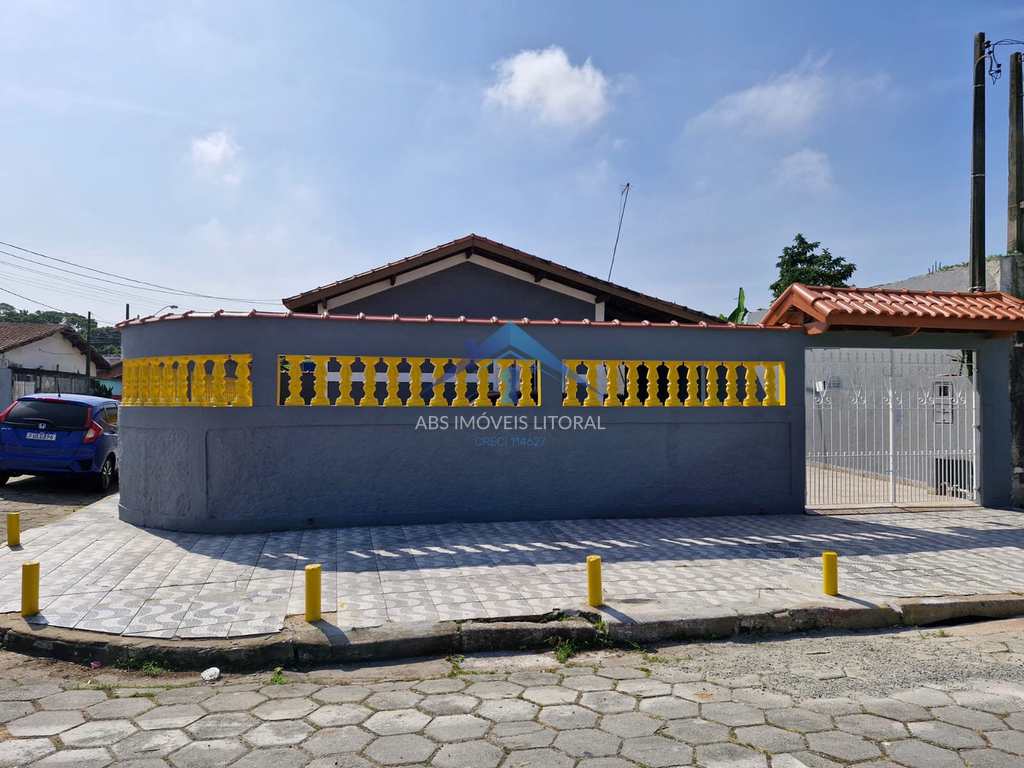 Casa em Praia Grande, no bairro Balneário Maracanã