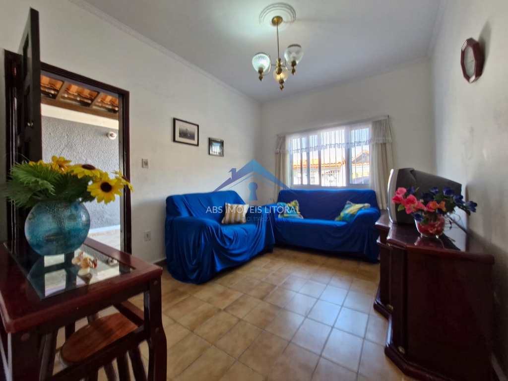 Casa em Praia Grande, no bairro Balneário Maracanã