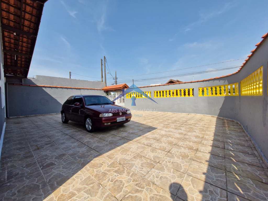 Casa em Praia Grande, no bairro Balneário Maracanã