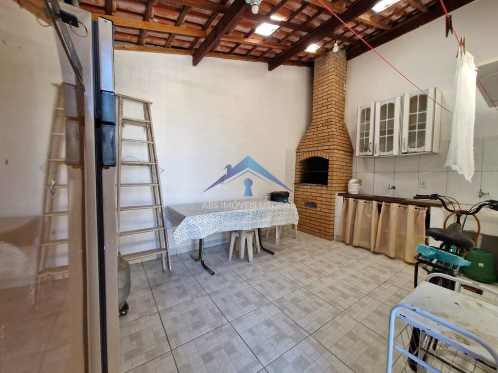Casa em Praia Grande, no bairro Real
