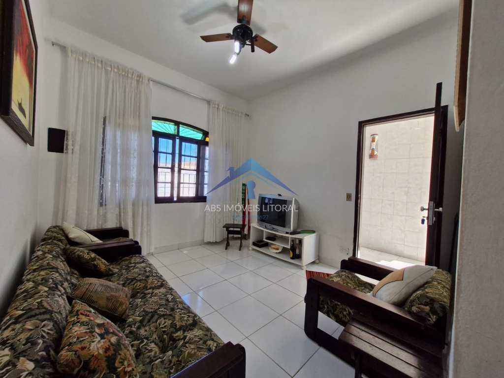 Casa em Praia Grande, no bairro Real