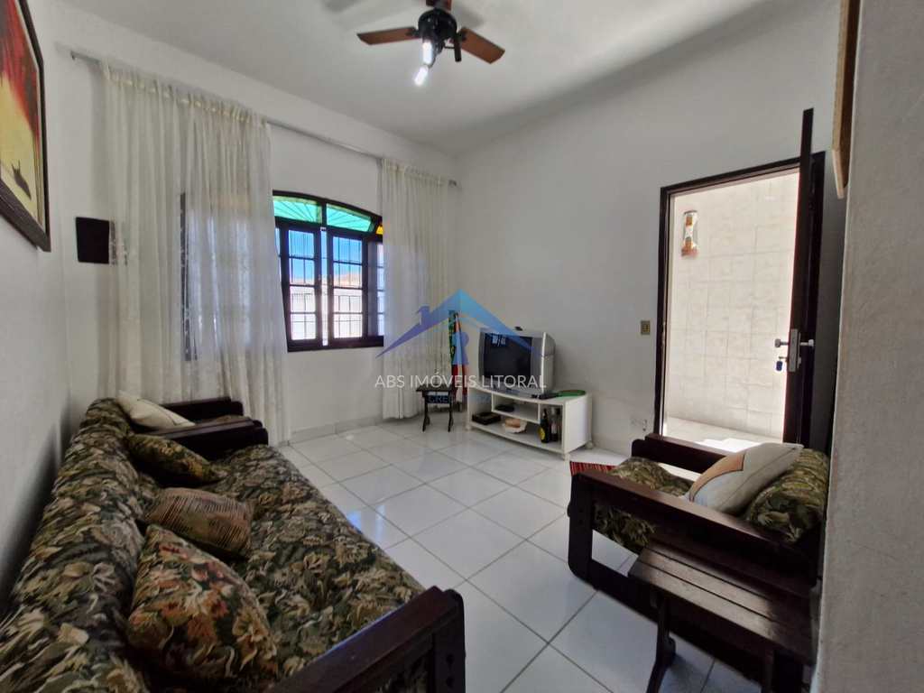 Casa em Praia Grande, no bairro Real