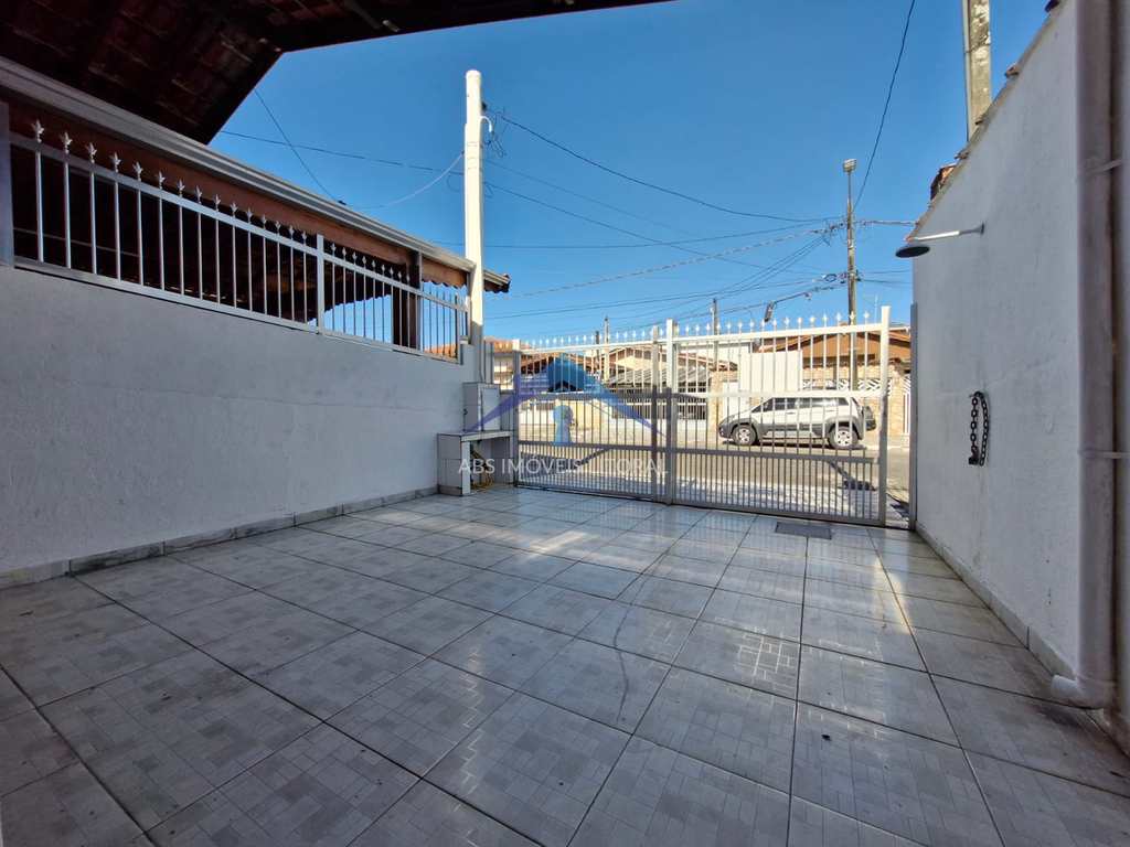 Casa em Praia Grande, no bairro Real