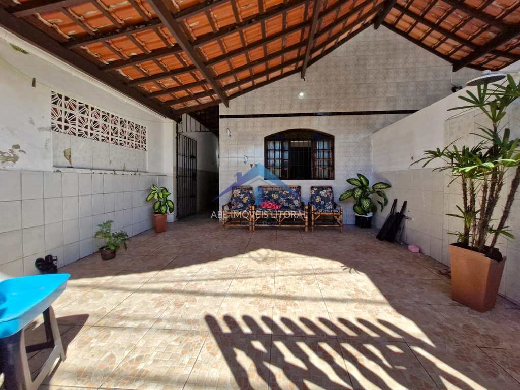 Casa em Praia Grande, no bairro Balneário Maracanã