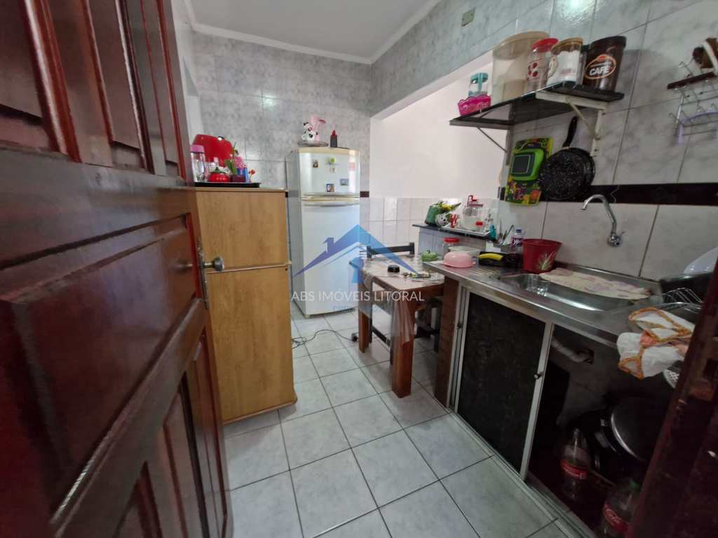 Casa em Praia Grande, no bairro Balneário Maracanã