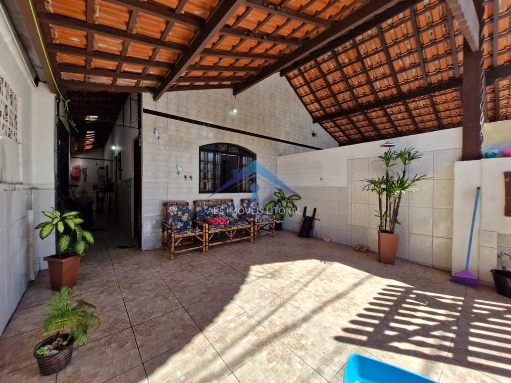 Casa em Praia Grande, no bairro Balneário Maracanã