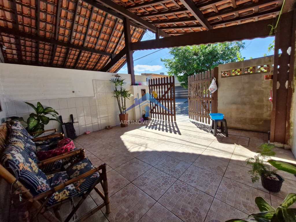Casa em Praia Grande, no bairro Balneário Maracanã