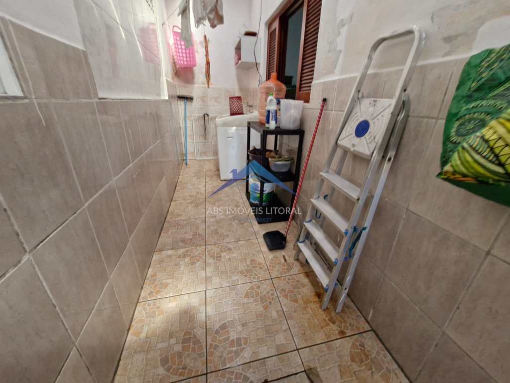 Casa em Praia Grande, no bairro Balneário Maracanã