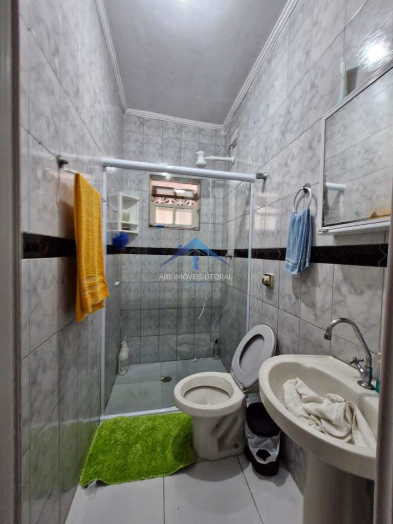 Casa em Praia Grande, no bairro Balneário Maracanã