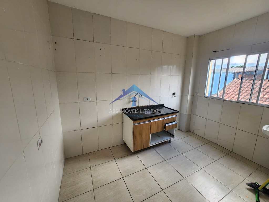 Casa em Praia Grande, no bairro Ribeirópolis