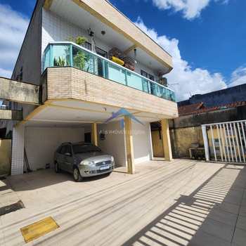 Casa em Praia Grande, bairro Ribeirópolis