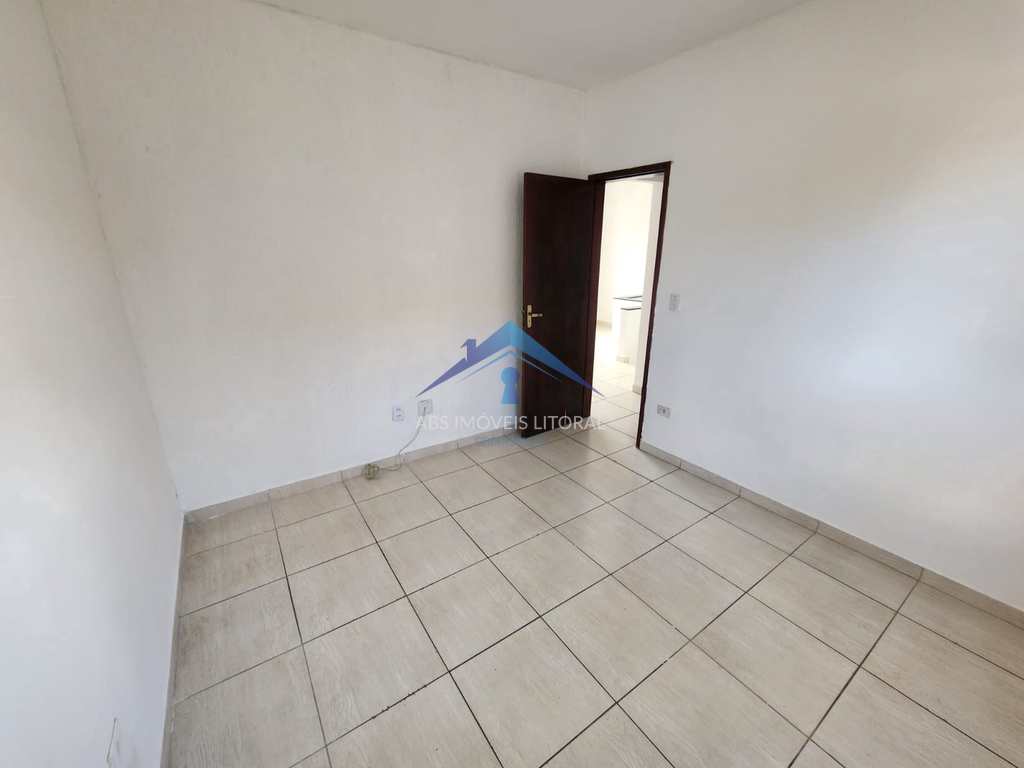Casa em Praia Grande, no bairro Ribeirópolis