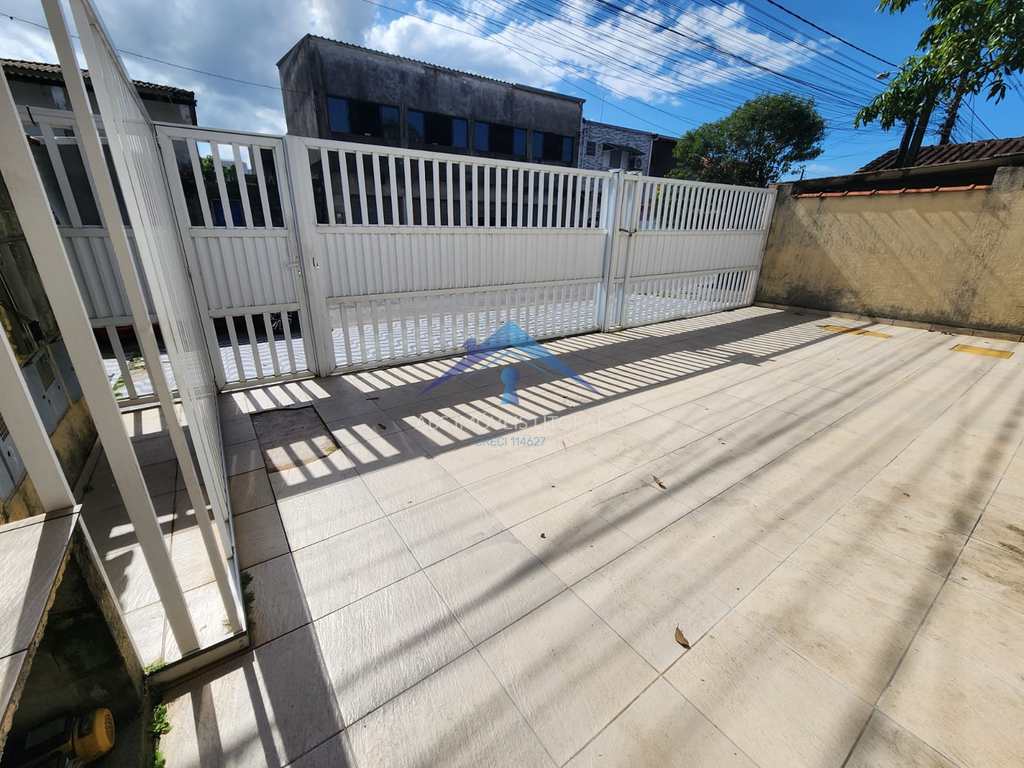 Casa em Praia Grande, no bairro Ribeirópolis