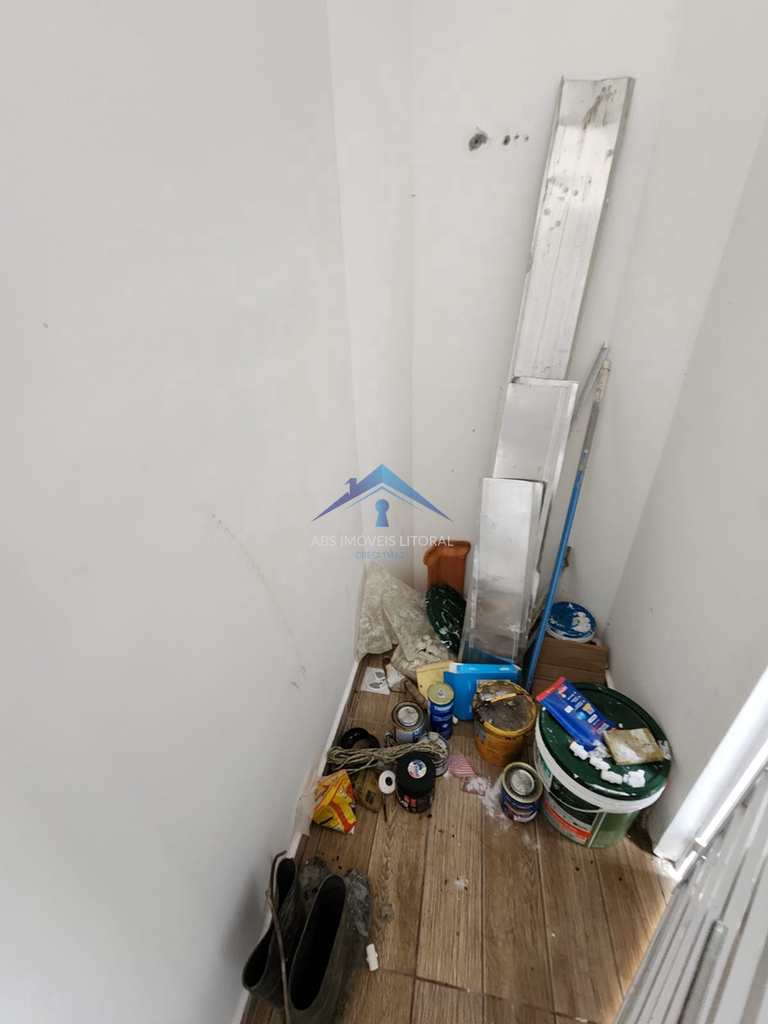 Casa em Praia Grande, no bairro Ribeirópolis