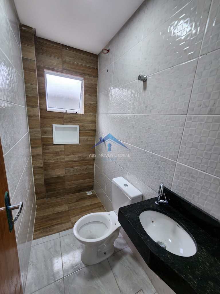 Casa em Praia Grande, no bairro Ribeirópolis