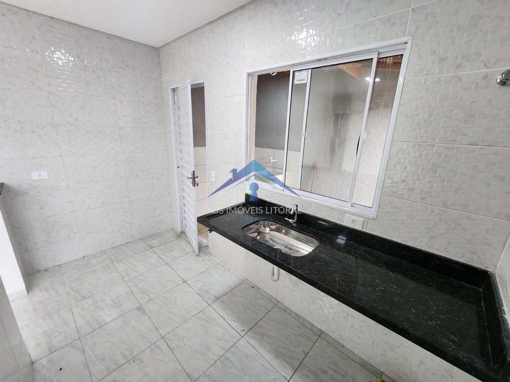 Casa em Praia Grande, no bairro Ribeirópolis