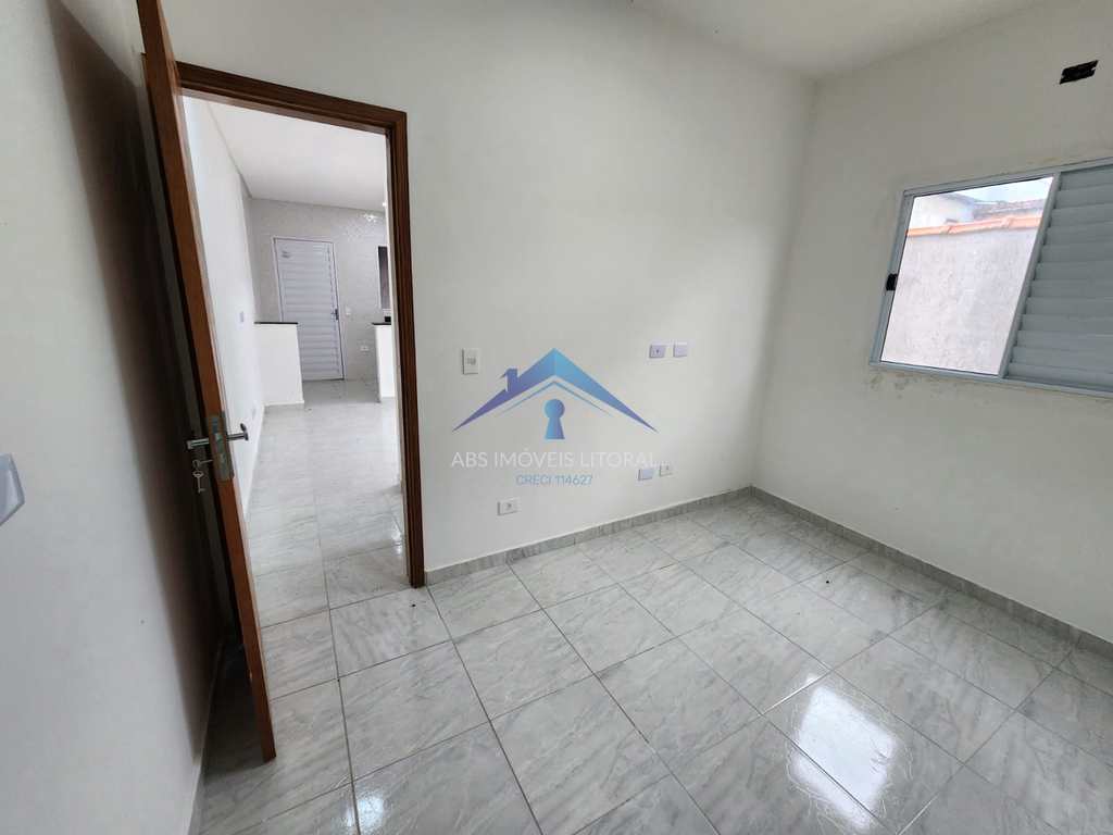 Casa em Praia Grande, no bairro Ribeirópolis