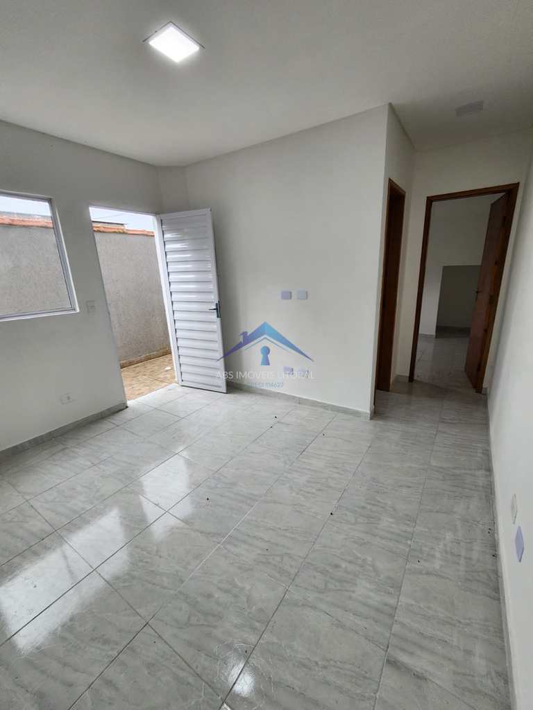 Casa em Praia Grande, no bairro Ribeirópolis