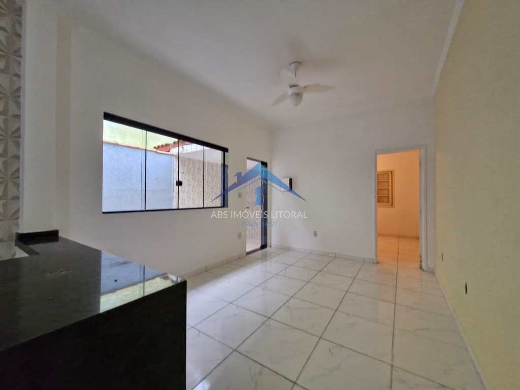 Casa em Praia Grande, no bairro Real