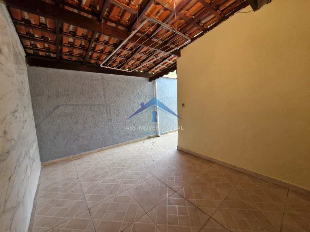 Casa em Praia Grande, no bairro Real