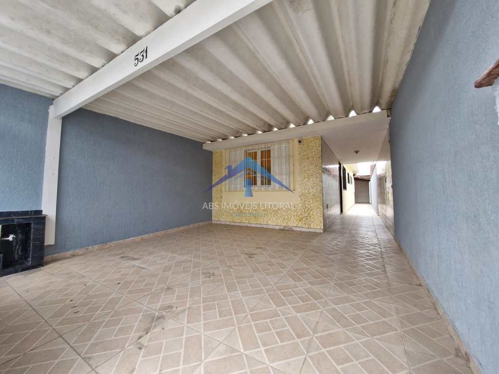 Casa em Praia Grande, no bairro Real