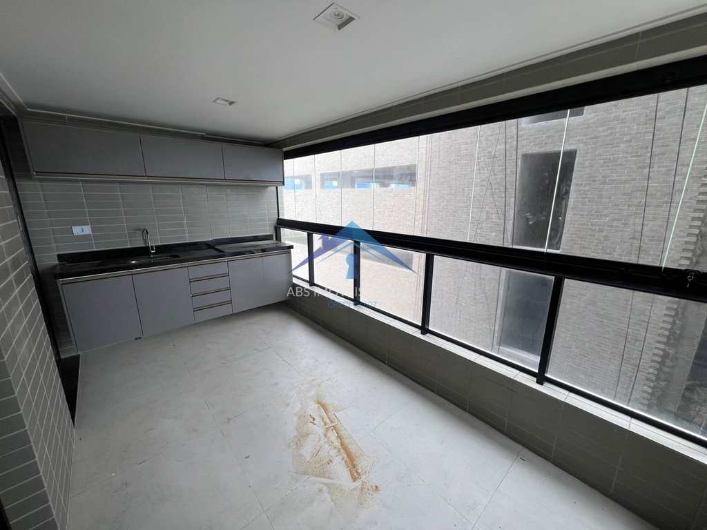 Apartamento em Praia Grande, no bairro Balneário Maracanã