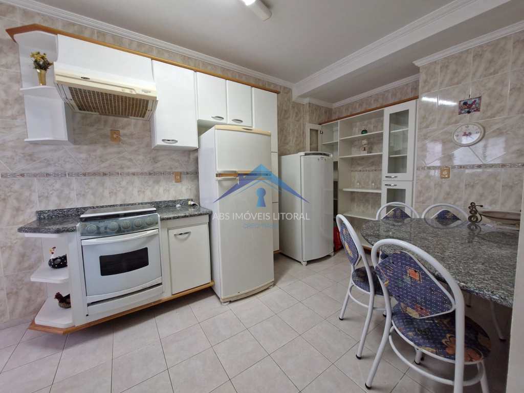 Apartamento em Praia Grande, no bairro Caiçara