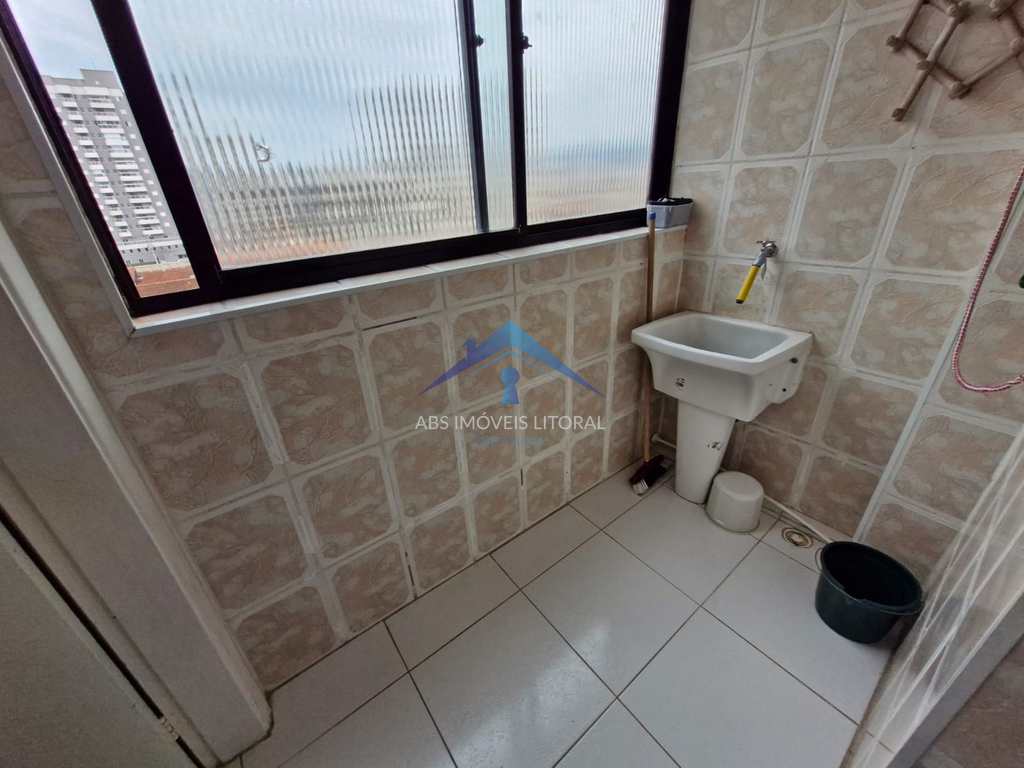 Apartamento em Praia Grande, no bairro Caiçara