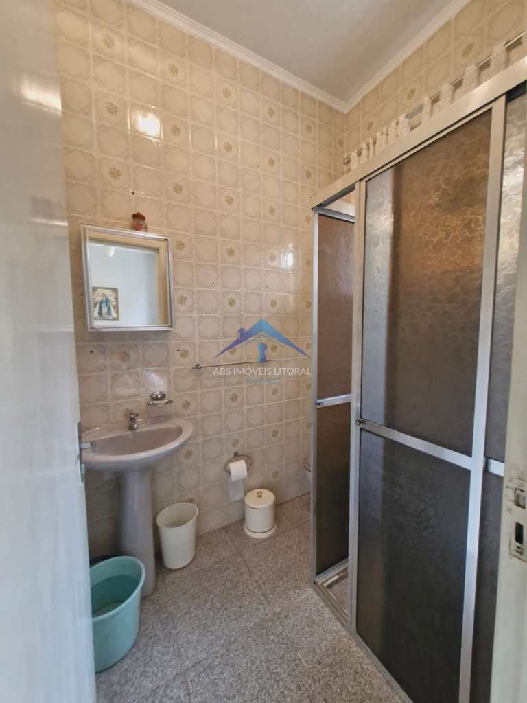 Casa em Praia Grande, no bairro Balneário Maracanã