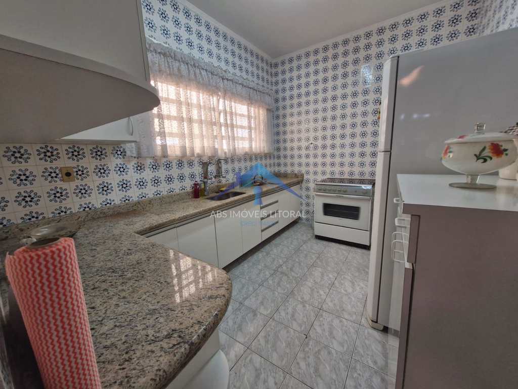Casa em Praia Grande, no bairro Balneário Maracanã